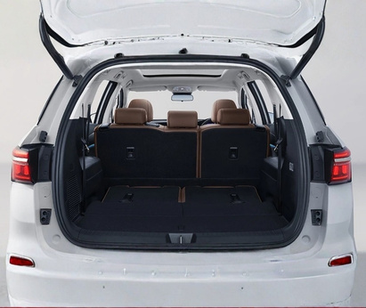 MPV 7 chỗ thuần điện cho gia đình